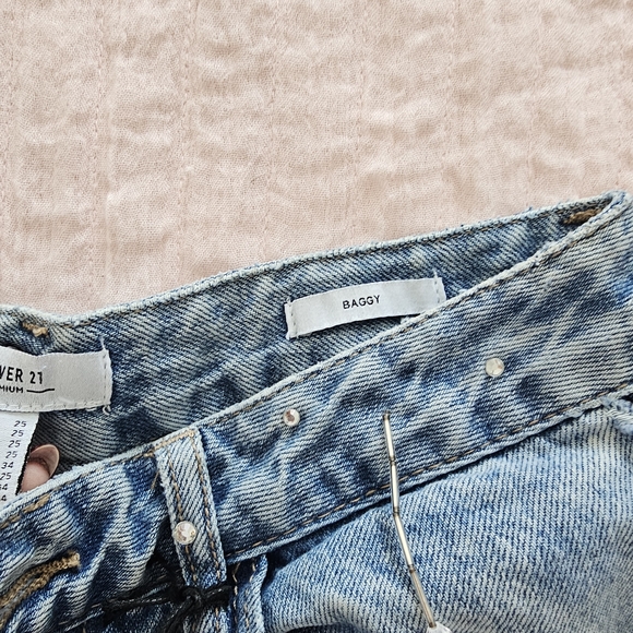 Embellished Blue Jeans - Picture 6 of 8